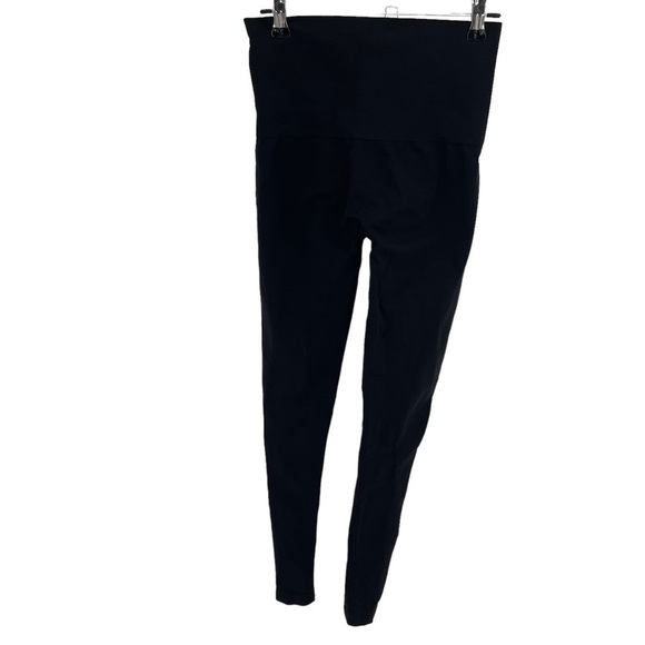 Assets By Spanx Seamless Shaping Slimming Leggings Black Women’s Medium - Picture 1 of 7